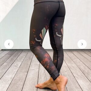 Teeki - Size M - Buffalo Princess Black Hot Pant - Medium